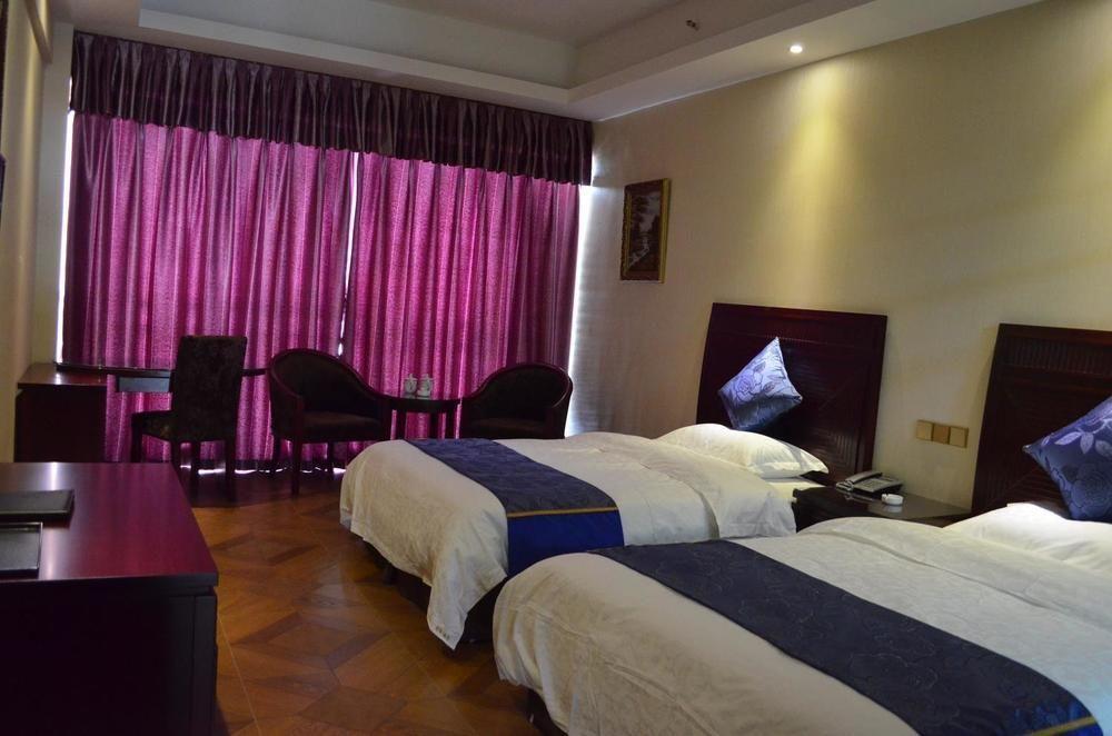 Fengyu Business Hotel 成都 外观 照片
