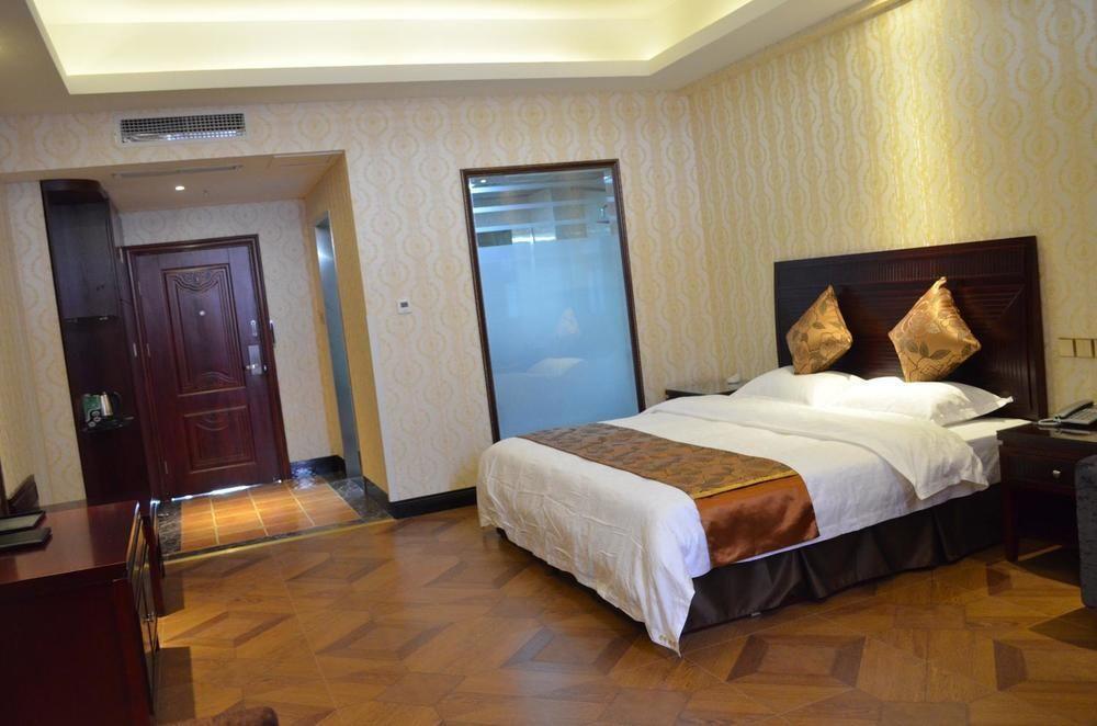 Fengyu Business Hotel 成都 外观 照片